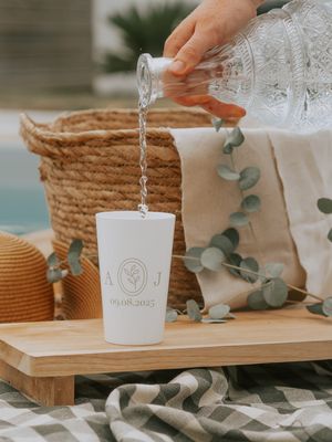 Gobelets personnalisés mariage – Souvenir chic &amp; réutilisable