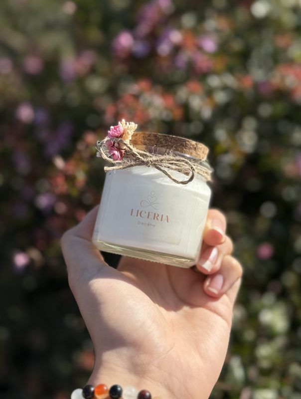 Personalized 100 ml candle – Corporate gift with ribbon or dried flowers