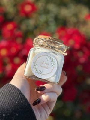 Personalized pregnancy announcement candle, 120 g – An elegant gift for grandma, auntie, etc.