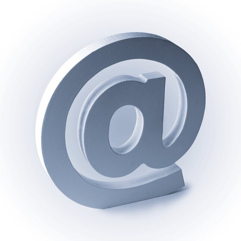 Consulta por email