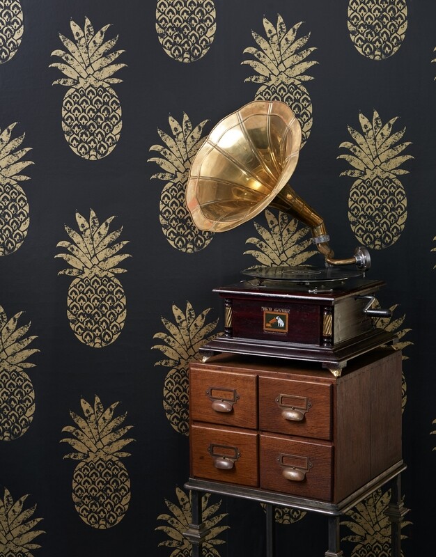 Ananas Ebony