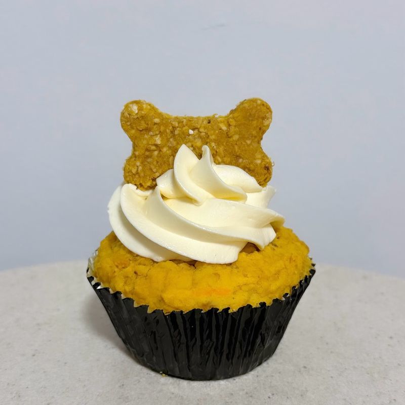 DOG FRIENDLY CUPCAKES