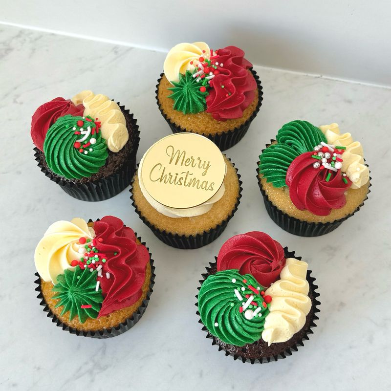 CHRISTMAS CUPCAKES