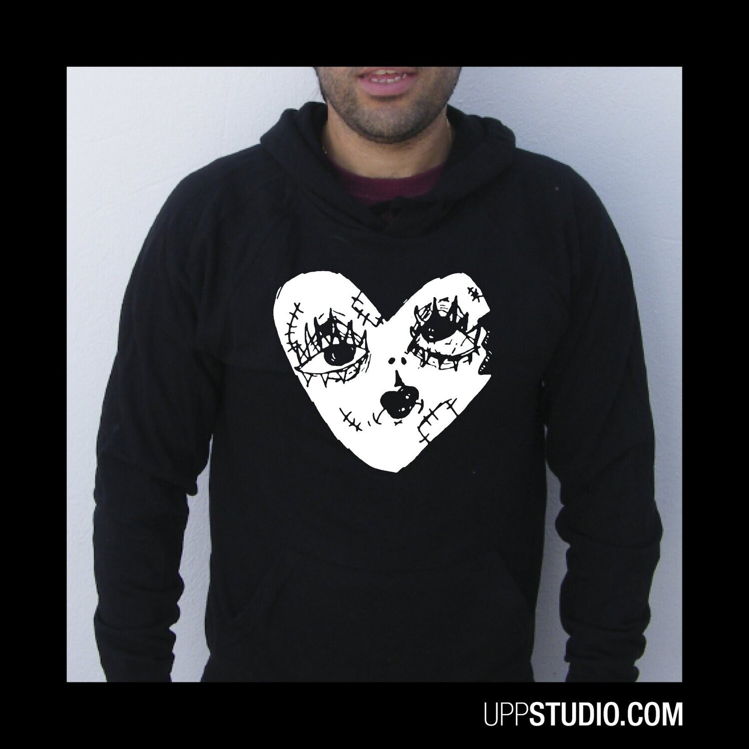 Sudadera Familia Heart Black | Camila Cabello, Tallaje: Unisex