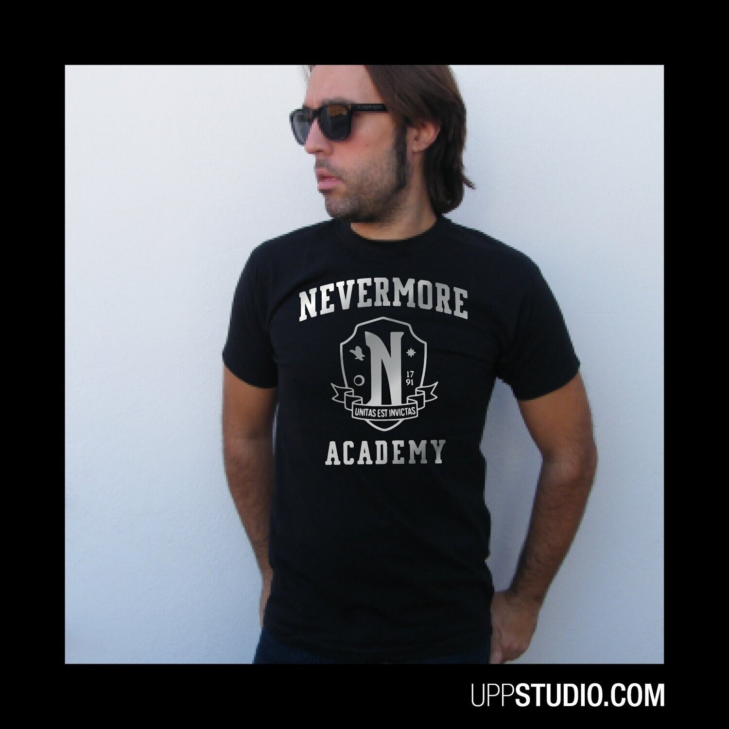 Camiseta Miércoles Addams | Nevermore Academy | Wednesday, Tallaje: Chico, Color: Negro