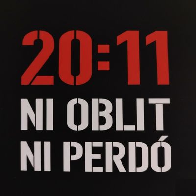 Camiseta 20:11 Ni Oblit Ni Perdó | Solidaria DANA
