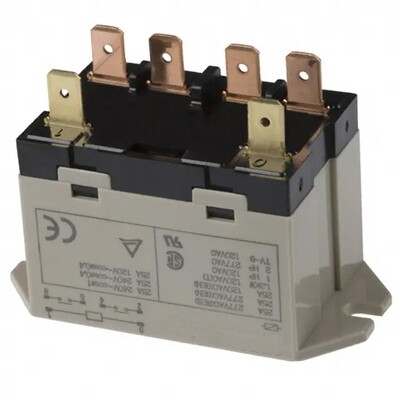 R 820 relay