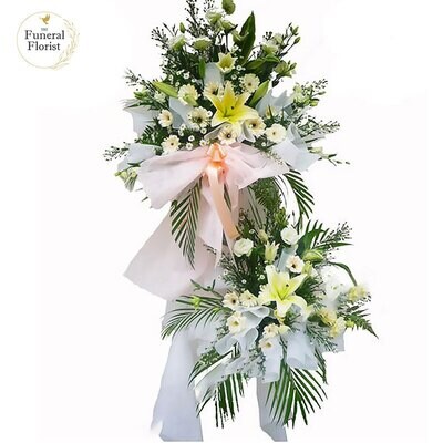 Heavens Touch Wreath