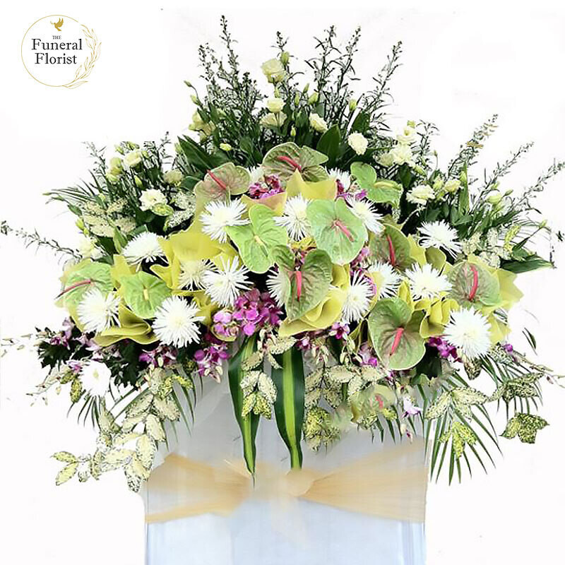 Heavenly Gift Wreath