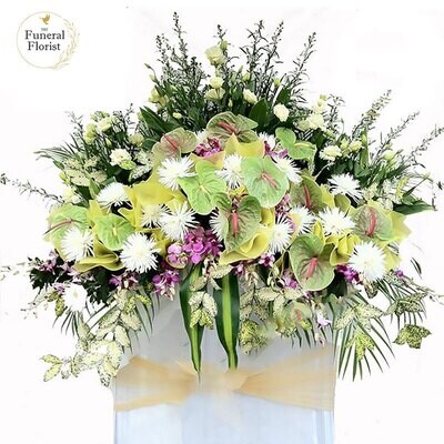 Heavenly Gift Wreath