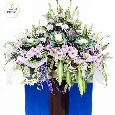 Glorious Legacy Wreath