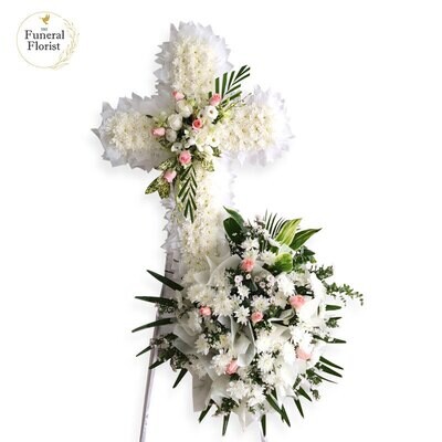 Eternal Hope Cross Wreath