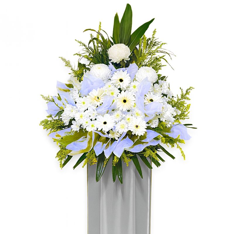 Sympathy Wreath WRB011