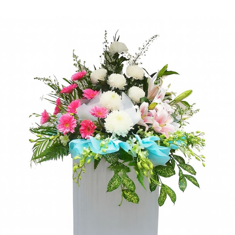 Sympathy Wreath WRC008