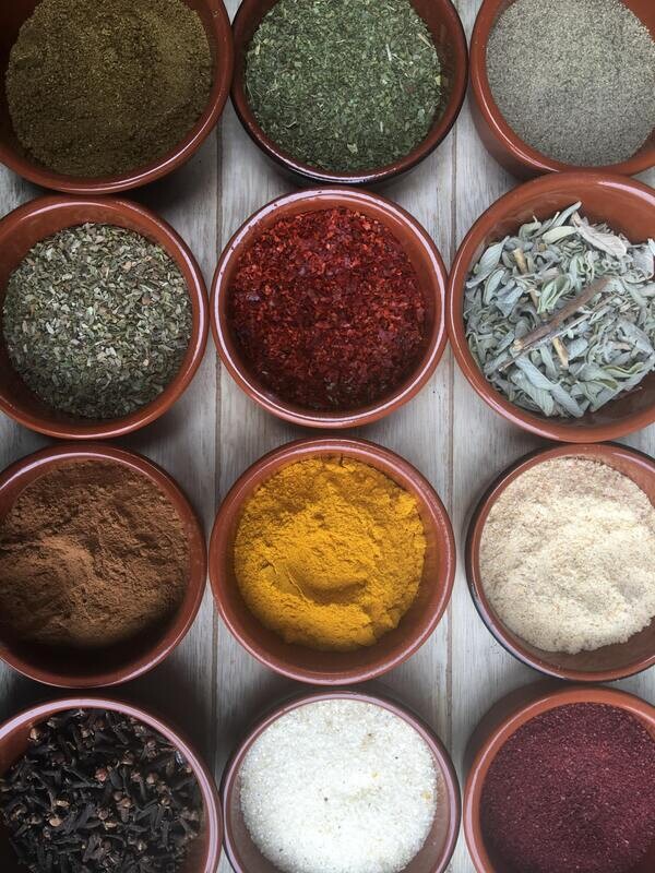 SAUCES & SEASONINGS