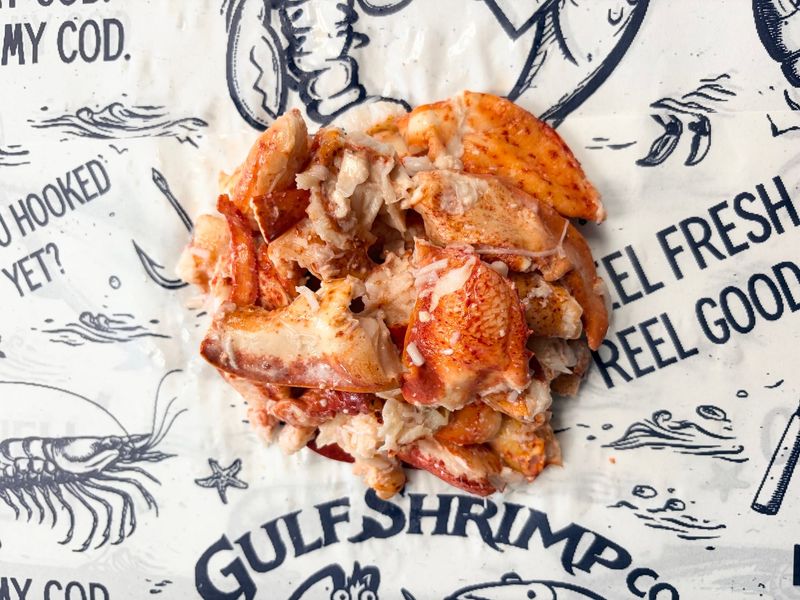 LOBSTER & CRAB