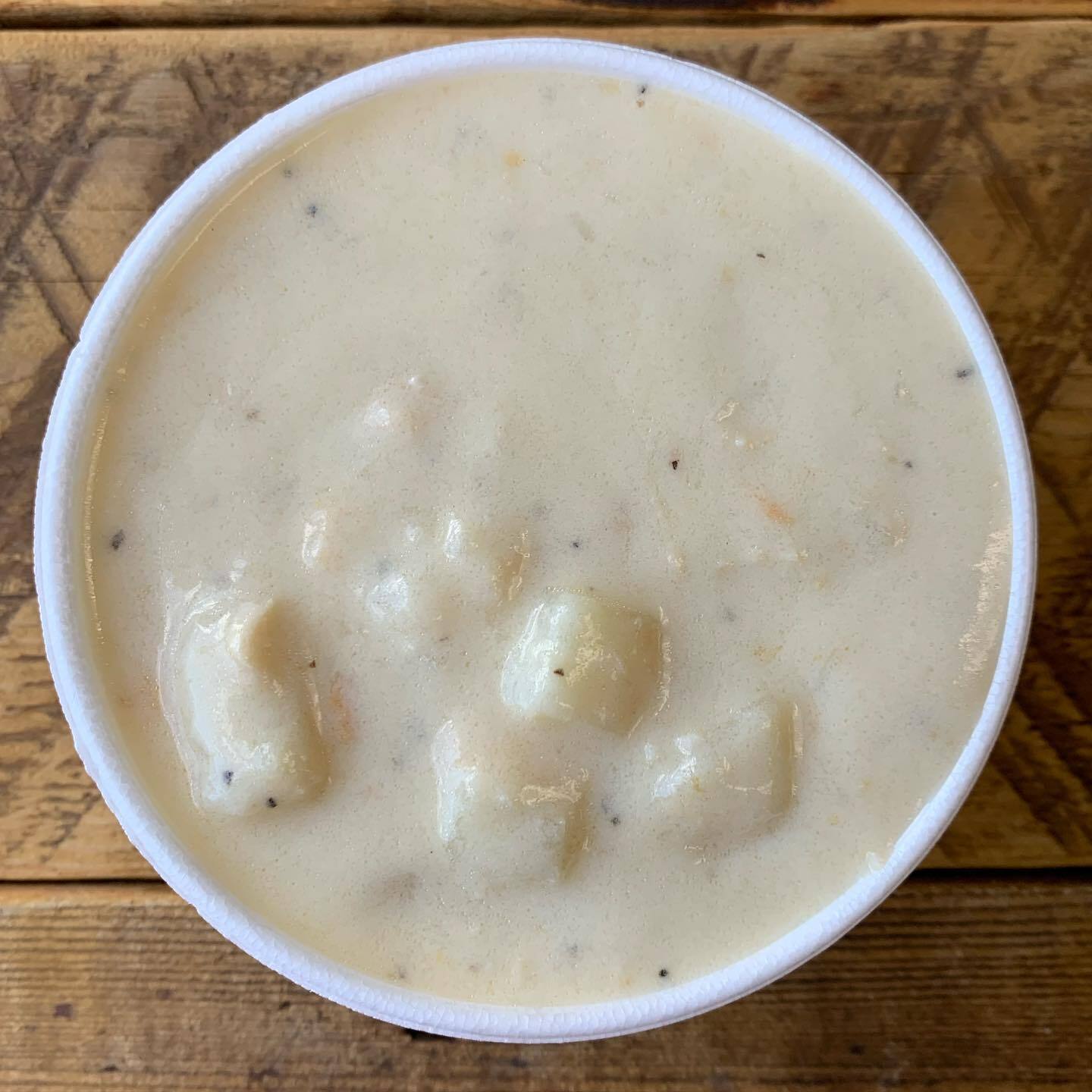 NEW ENGLAND CLAM CHOWDER