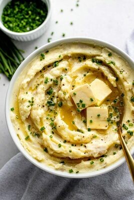 Garlic Mashed Potatoes (w/Butter & Milk)