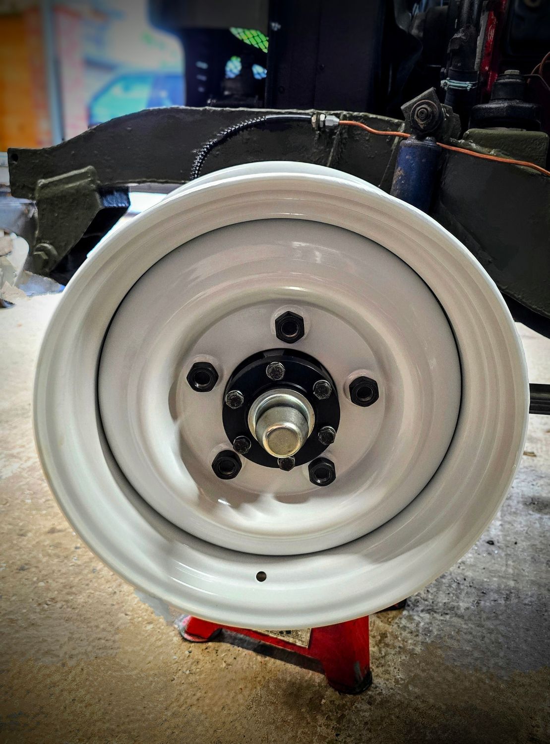 Land Rover Tubless Steel Wheel (Disc Brake)