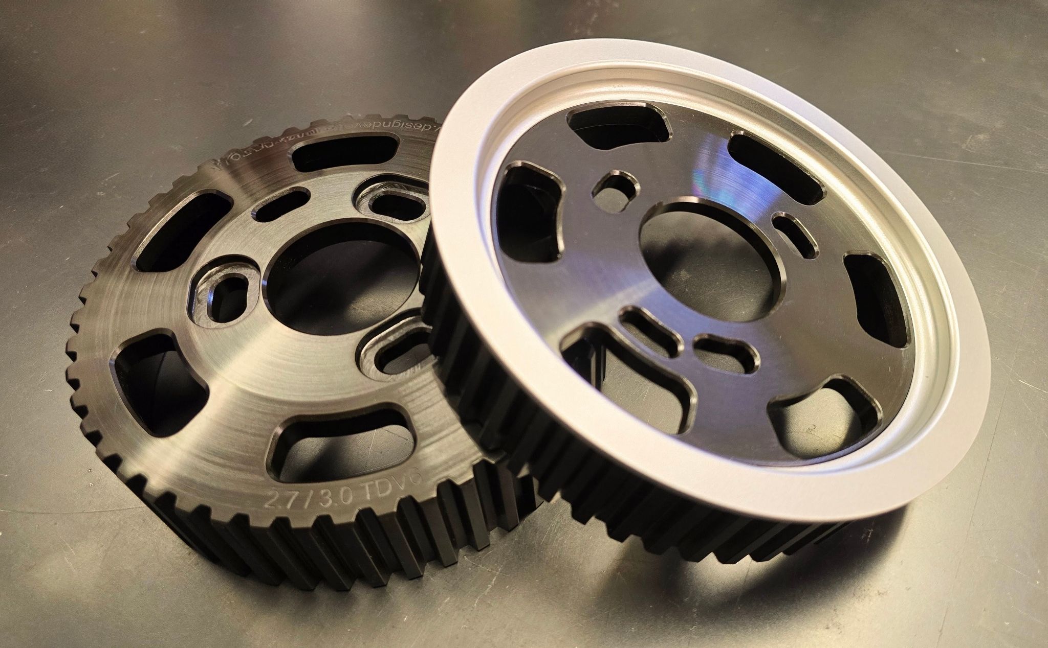 Land Rover Discovery 2.7 / 3.0 TDV6 Cam Pulley RH version (PRE ORDER)