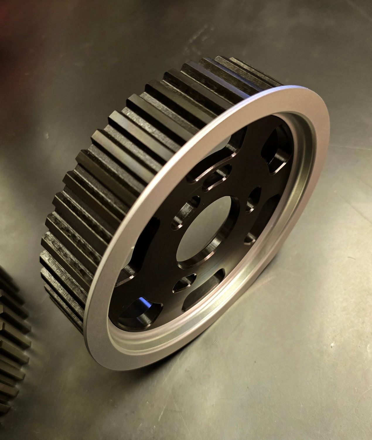 Land Rover Discovery 2.7 / 3.0 TDV6 Cam Pulley RH version (PRE ORDER)