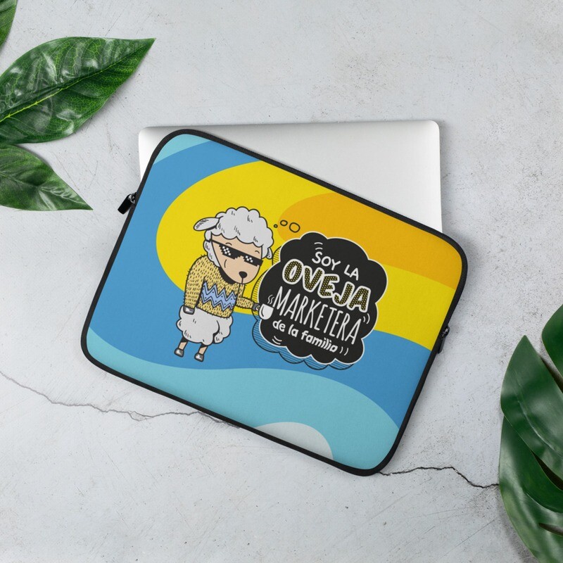 Funda de computador - Soy la oveja marketera de la familia
