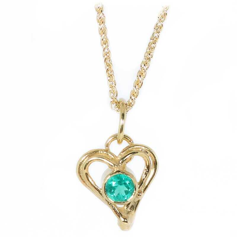 18ct Gold Emerald Open Wire Heart Pendant