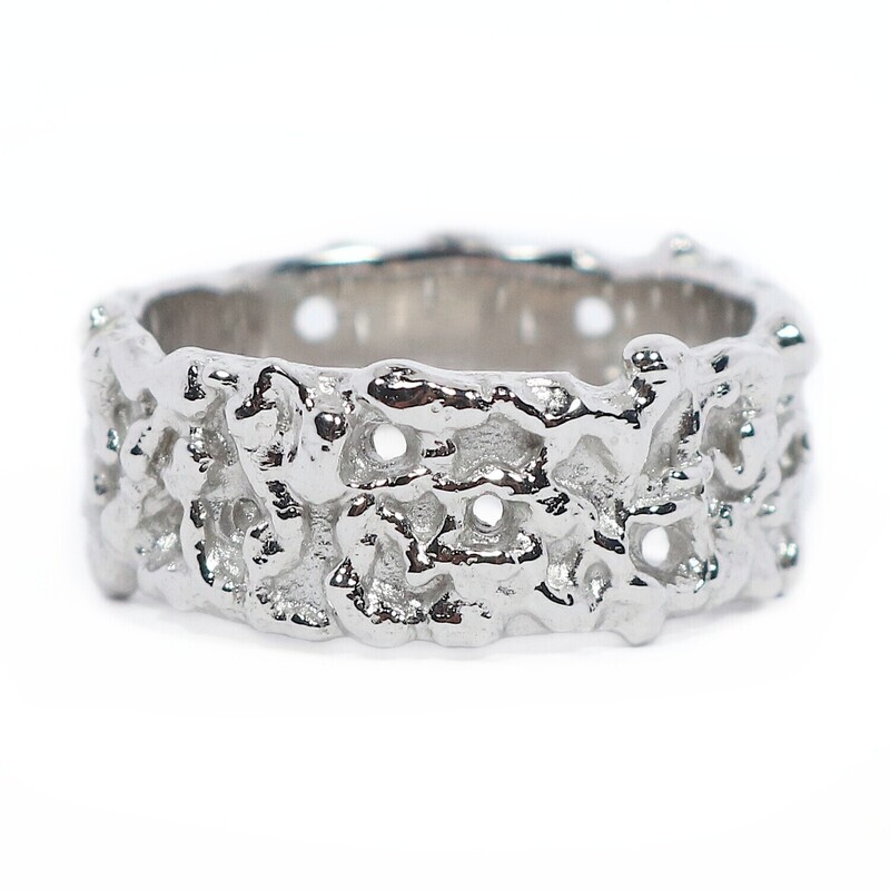 18ct White Gold Wide Filigree Ring