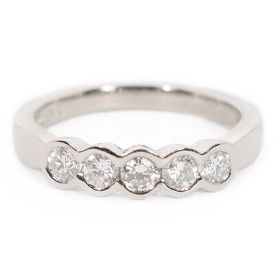 Platinum Diamond Straight Champagne Ring