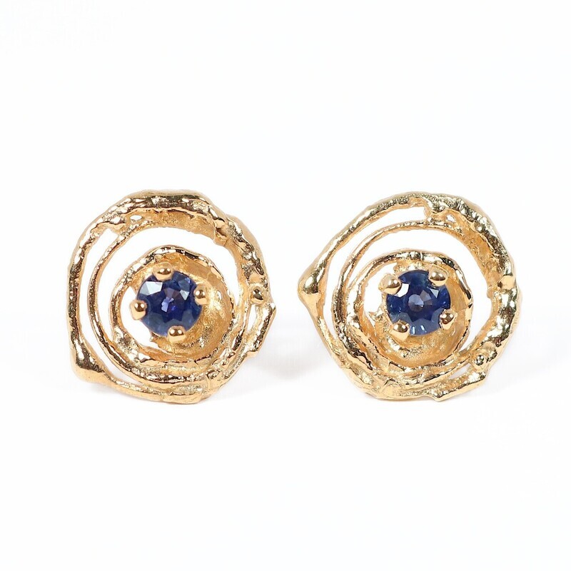 9ct Gold Claw Set Blue Sapphire Montana Swirl Stud Earrings