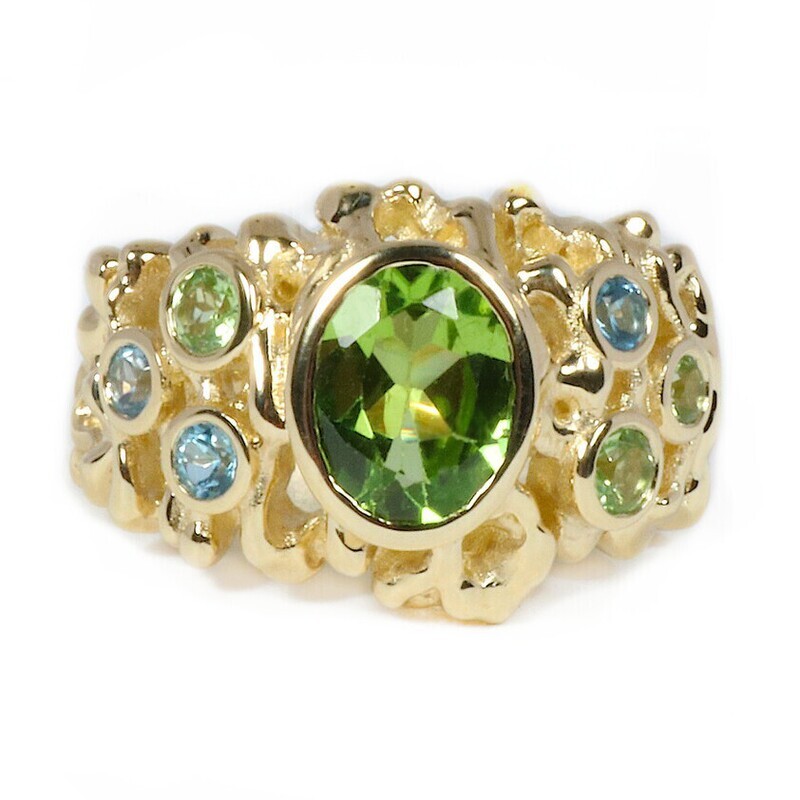 9ct Yellow Gold Peridot &amp; Swiss Blue Topaz Birdsnest Ring