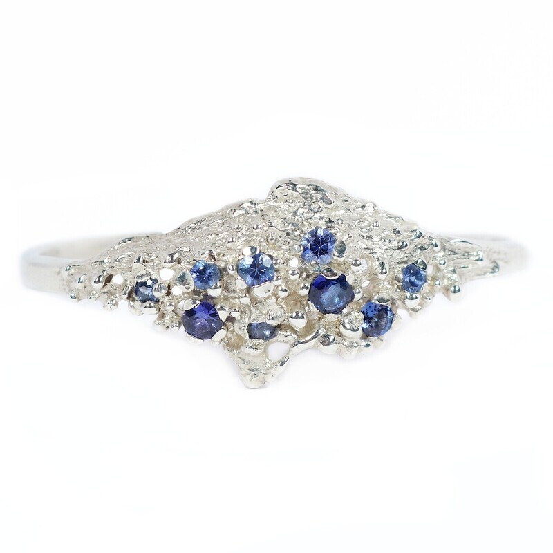 Silver Blue Sapphire Tide Side-Fitting Bangle