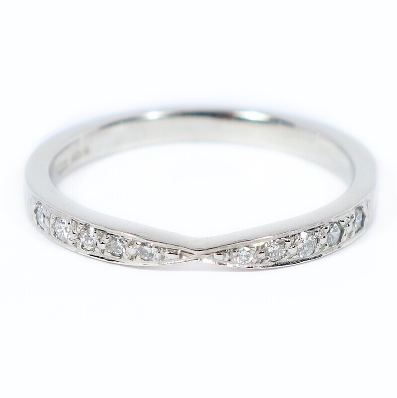 Platinum Diamond Tapered Eternity Ring