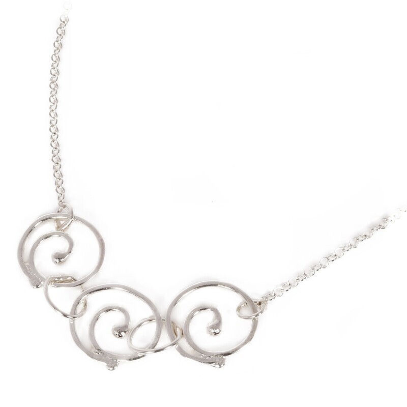 Silver Entranced Necklace