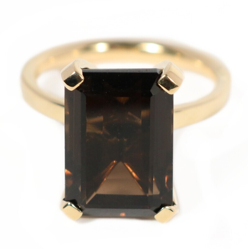 9ct Gold Smoky Quartz Romance Ring