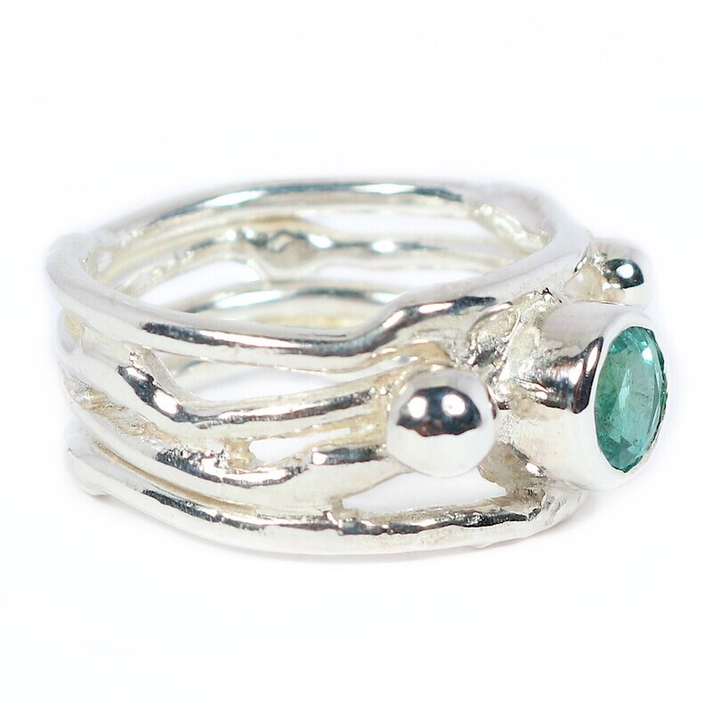 Silver Emerald Cyclone 4 Ring