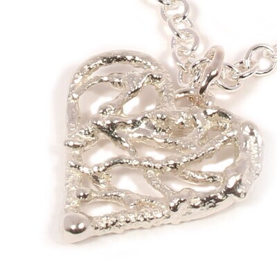 Silver Birdsnest Heart Pendant &amp; Chain (20mm wide)