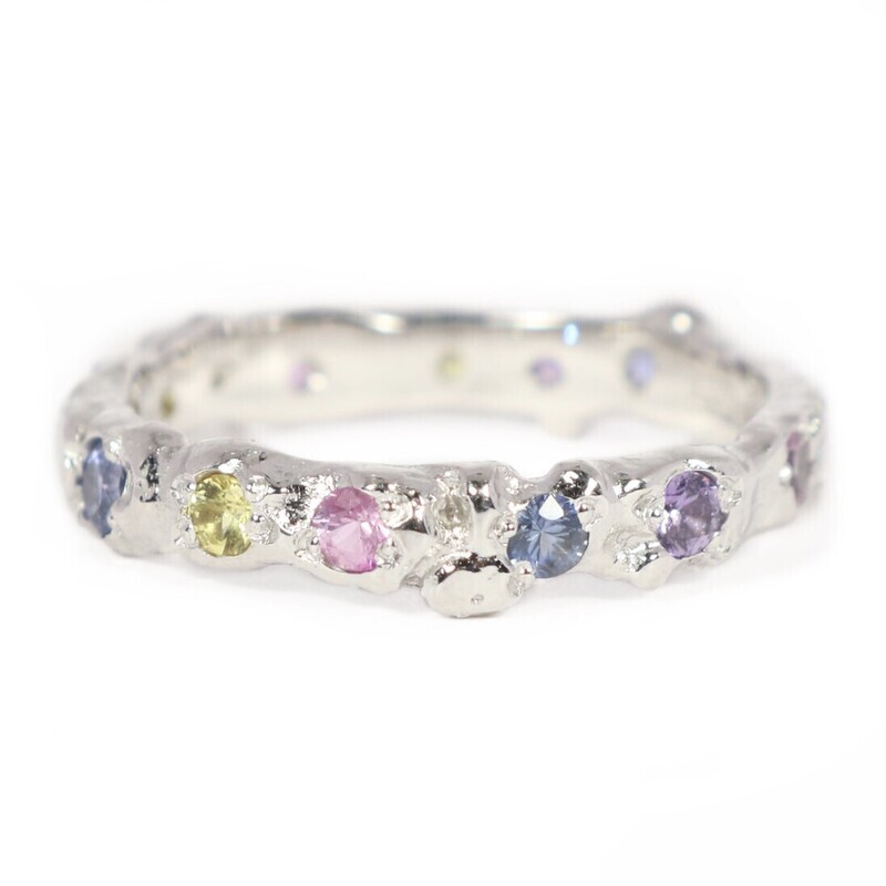 18ct White Gold Filigree Mixed Sapphire Ring