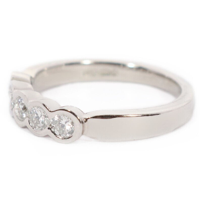 Platinum Diamond Straight Champagne Ring