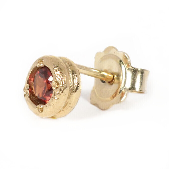 9ct Gold Garnet Cyclone Stud Earrings