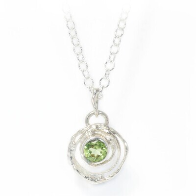 Silver Peridot Montana Swirl Pendant &amp; Chain (13mm diameter)