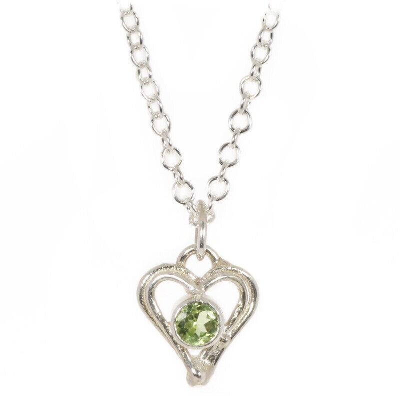 Silver Peridot Open Wire Heart Pendant &amp; Chain