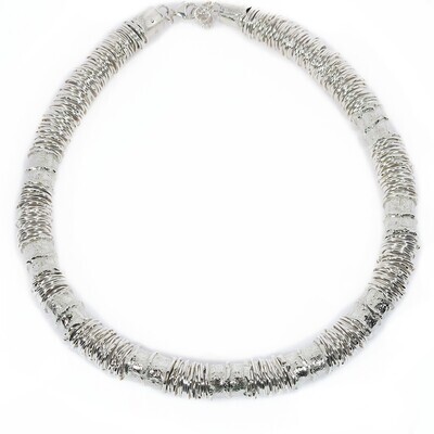 Silver Scrunchie &amp; Wires Collarette