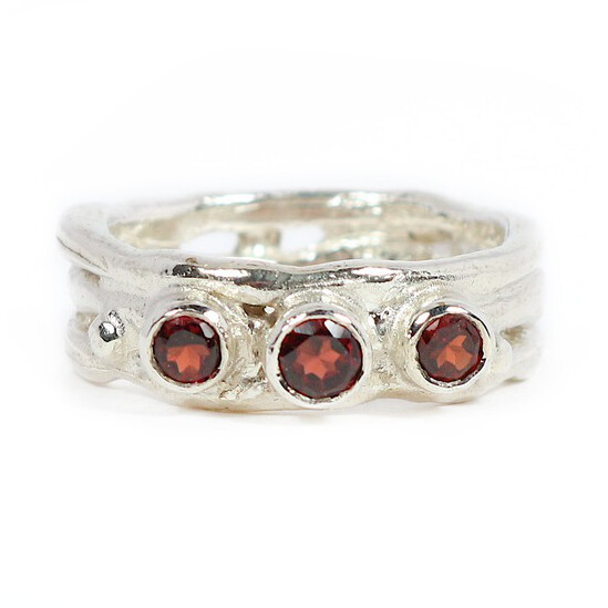 Silver Garnet Cyclone 3 Ring