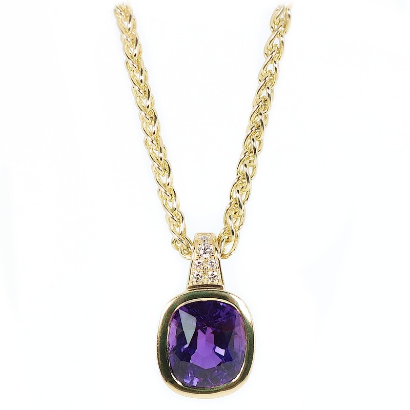 18ct Yellow Gold Colour Changing Sapphire and Diamond Pendant