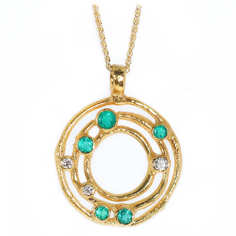 18ct Gold Emerald &amp; Diamond Cyclone 3 Pendant