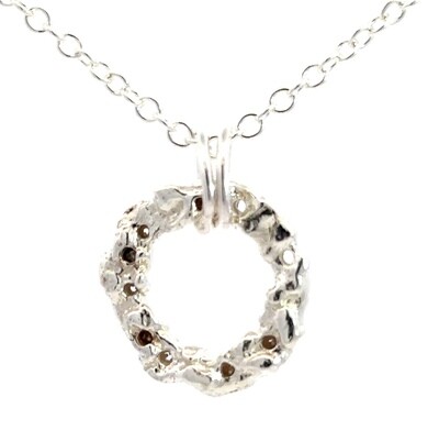 Silver Filigree Pendant &amp; Chain (18mm)