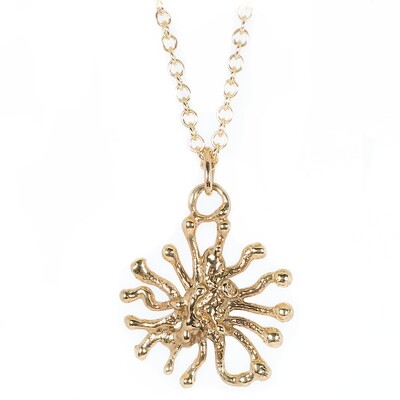 9ct Yellow Gold Sunray Coral Pendant