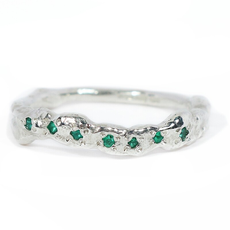 Silver Emerald One Side Filigree Ring