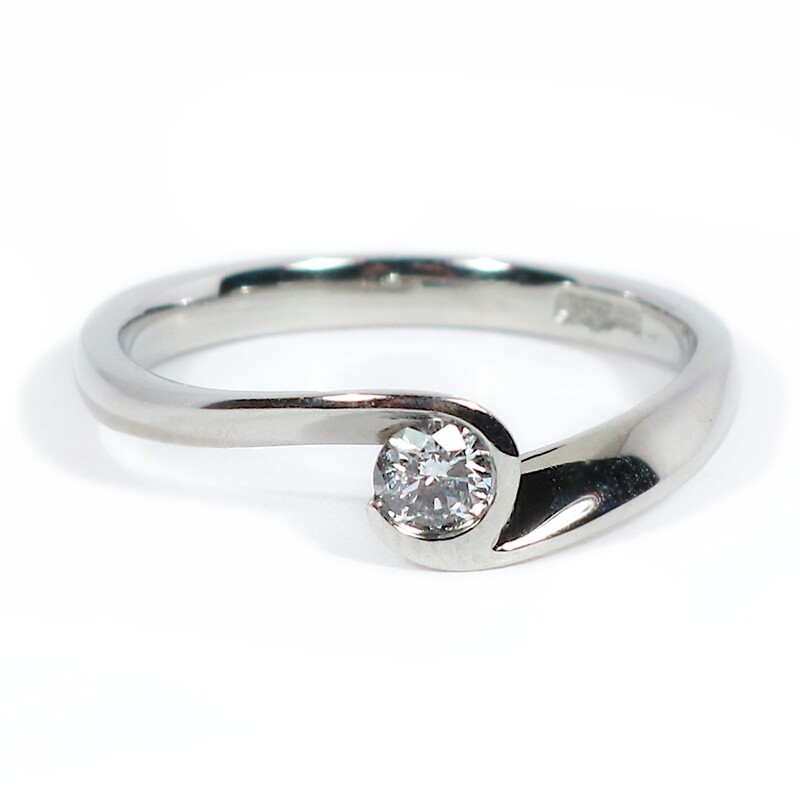 Platinum Diamond 0.16ct Single Stone Pucci Ring